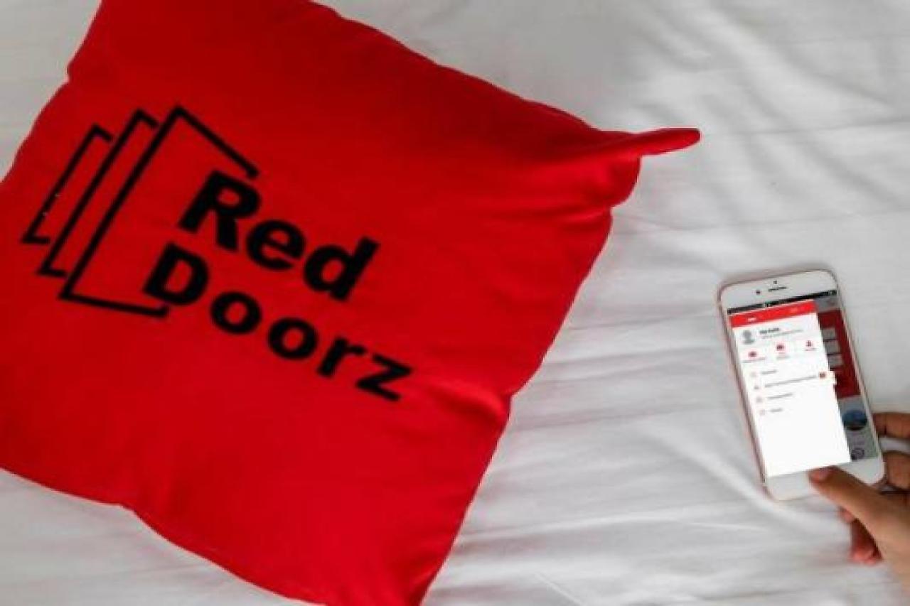 Hotel RedDoorz Premium @ Bukit Damai Indah Balikpapan  Exterior foto